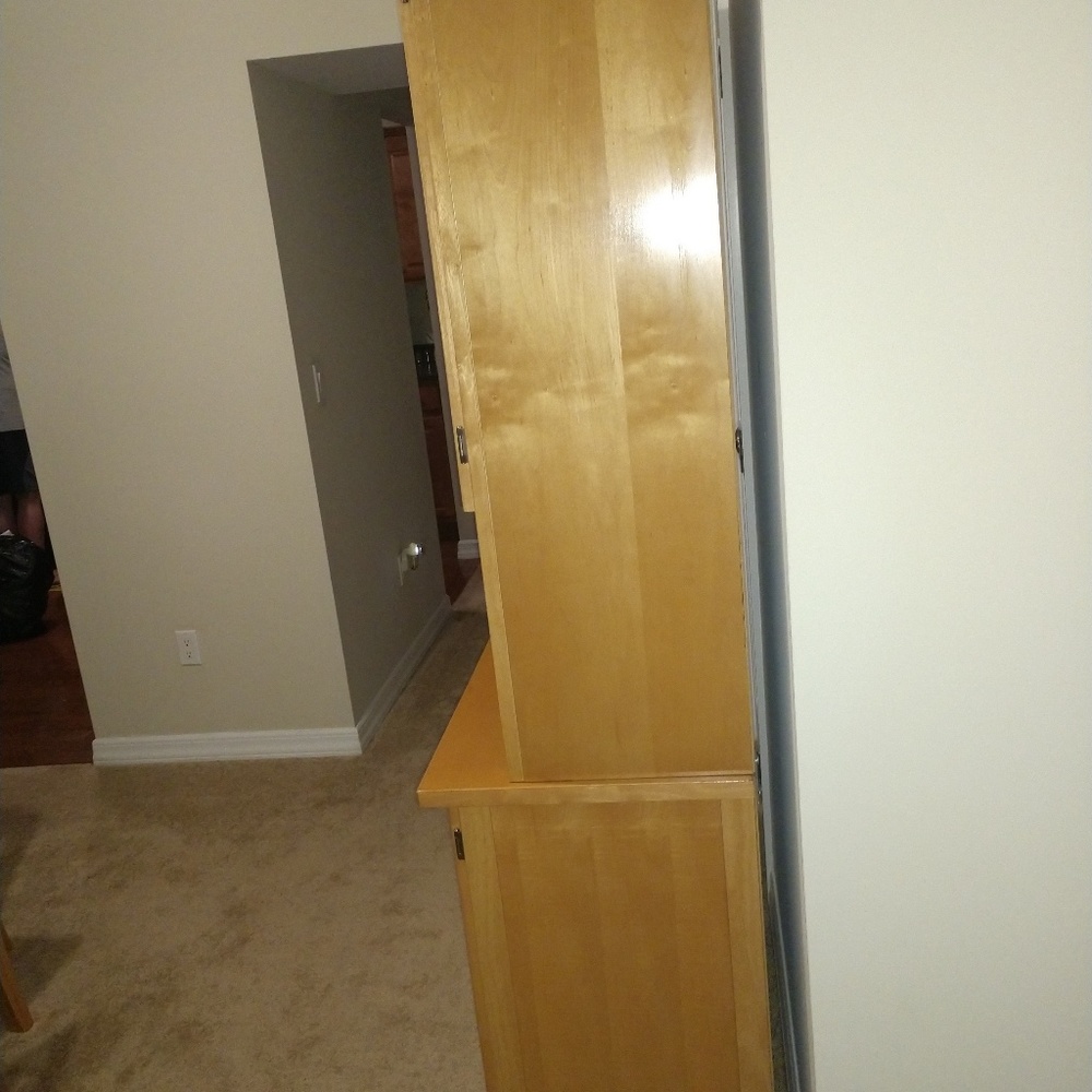 Dining room table and chairs with hutch